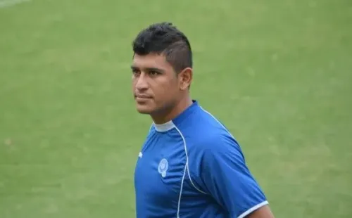 Roberto Carlos Domínguez con la Selección de El Salvador
