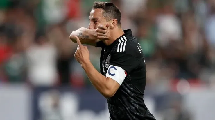 Andrés Guardado obtuvo 3 Copa Oro y está en la lista sin ser delantero. (Getty Images)