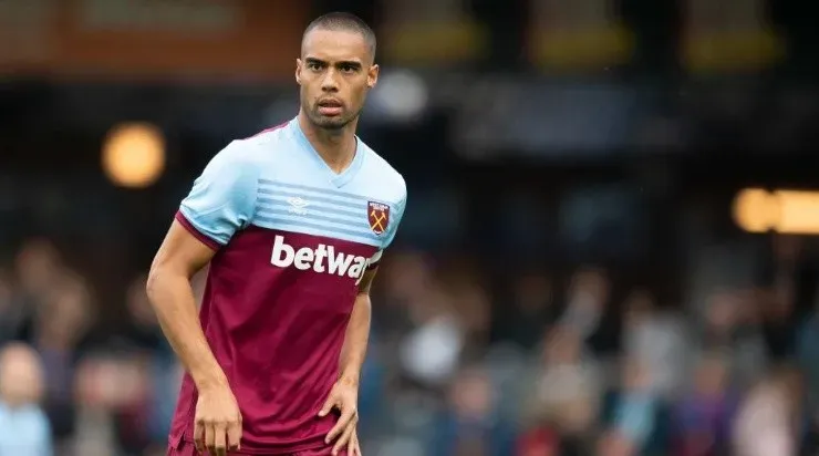 Reid es un jugador histórico del West Ham de la Premier League y el más experimentado de esta selección. (As)