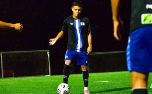 Jeremy Garay con la Selección de El Salvador