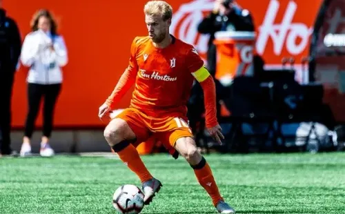 Kyle Bekker con la camiseta delForge FC / Foto:Forge FC