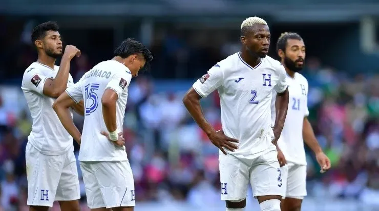 Selección de Honduras en su derrota en suelo azteca