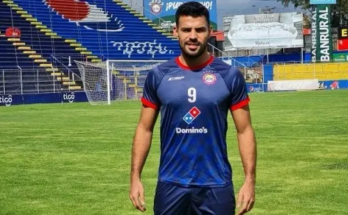 Barrera está actualmente en el Xelajú de Guatemala.