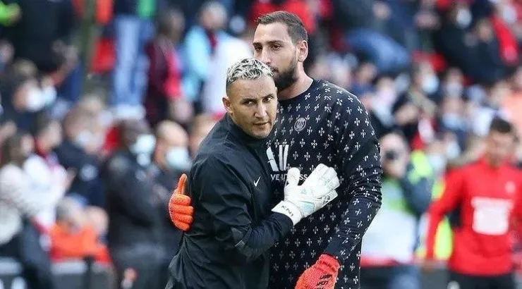 Navas y Donnarumma no están de acuerdo con la rotación.