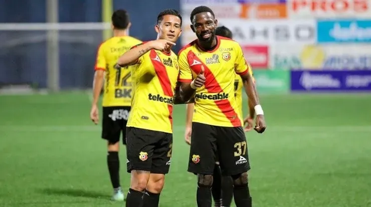 Gerson Torres y Keysher Fuller, piezas fundamentales del club rojiamarillo (CASH Oficial)