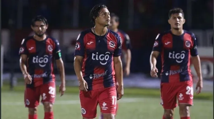 Los jugadores no cobran hace más de dos meses.