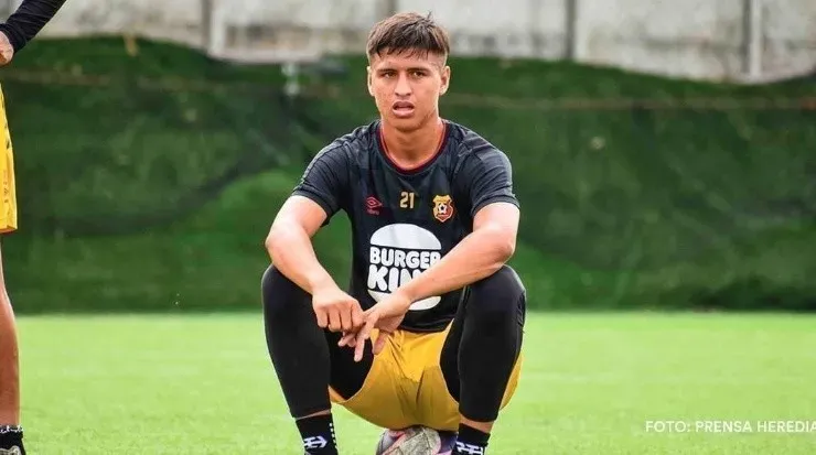 Anthony Contreras es uno de los buscados por Saprissa.