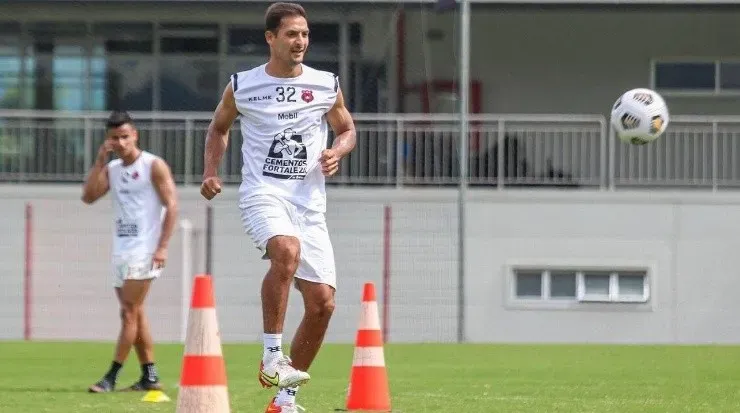 Muy lejos de cumplir las expectativas de los aficionados de Alajuelense.