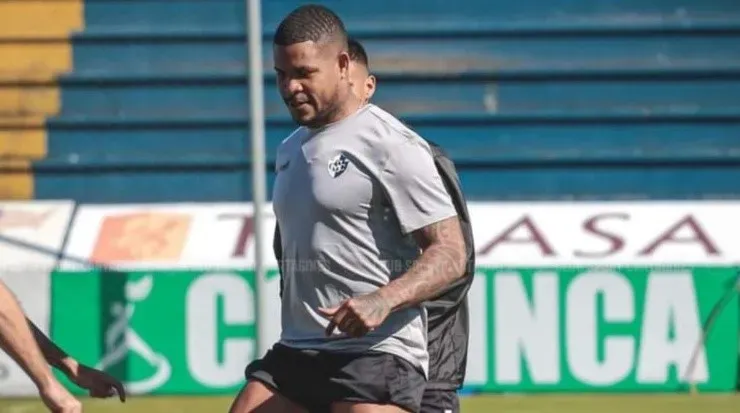 El panameño no se destacó en Cartaginés.