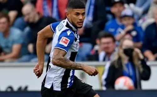 Andrés Andrade con el Arminia Bielefeld (Foto: Prensa Arminia)