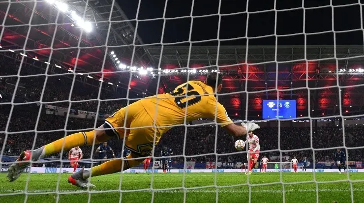 Gianluigi Donnarumma ha jugado 3 partidos de Champions League y 8 en la Ligue 1 (Getty)