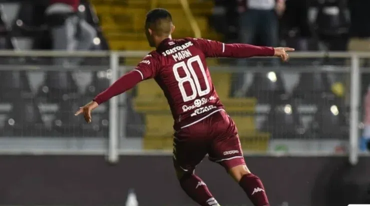 Jimmy Marín se quedó a un tanto del líder de goleo (Saprissa Oficial)