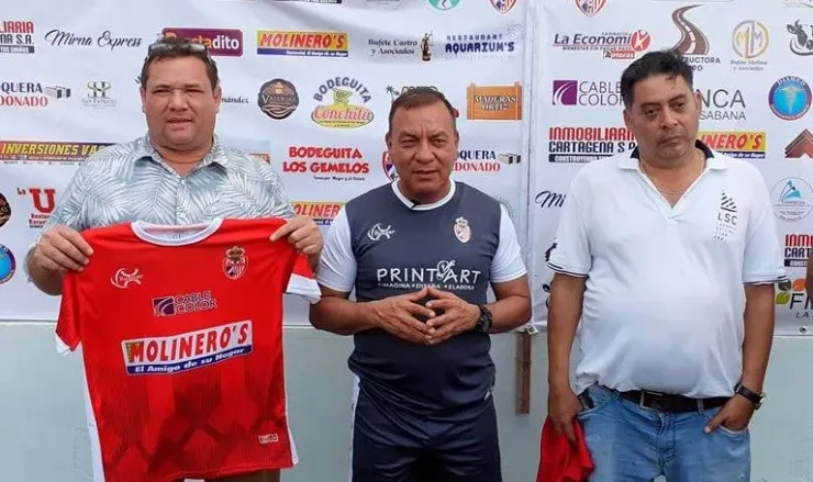 Tábora llegó al club tocoeño por tercera vez, sustituyendo al italiano Petrone (ElPaís)