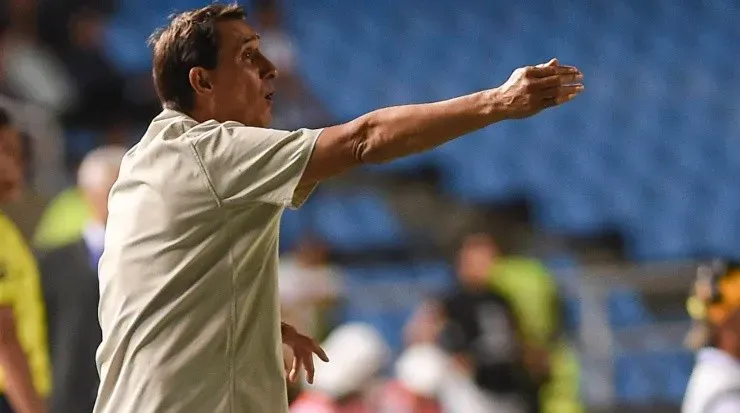 En Colombia, el estratega tico sailó campeón con el América de Cali (AFP)