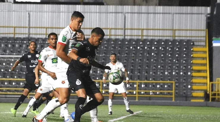 Sporting vs Alajuelense también se suspendió por contagios Covid en el cuadro rojinegro (Sporting FC Oficial)
