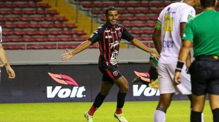 Johan Venegas anotador del único gol mando ante Guadalupe (LDA Oficial)