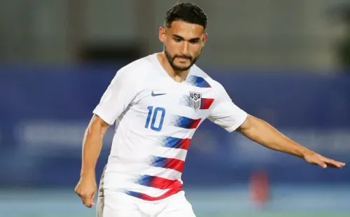 Cristian Roldán con la camiseta de Estados Unidos