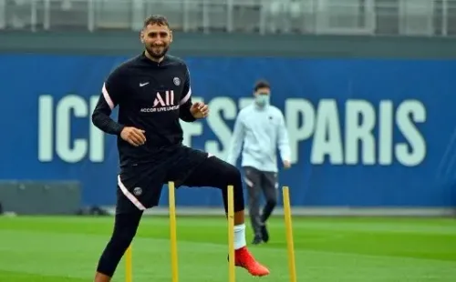 Gianluigi Donnarumma entrenando con el PSG / PSG