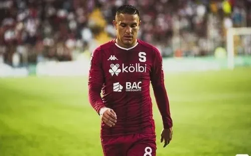 Guzmán respaldó al Saprissa.