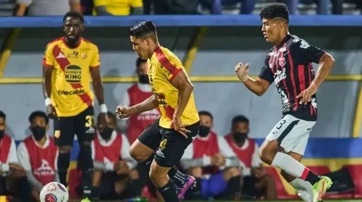 Johan Venegas (LDA) fue expulsado el miércoles anterior ante Herediano (CSH Oficial)