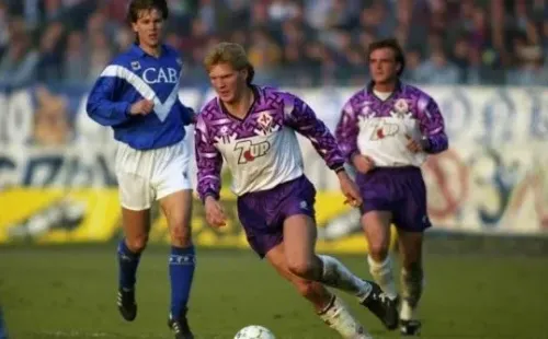 A principios de los 90, el combinado de Florencia usó una camiseta tan llamativa como polémica. Fuente: Getty Images