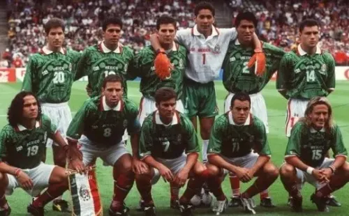 La camiseta tricolor simbolizó la tribu azteca. Fuente: Getty Images