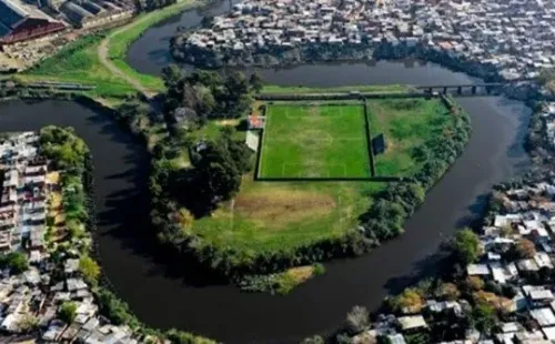 El animador televisivo Luis Ventura es el director técnico de este equipo (Fuente: Wikipedia)