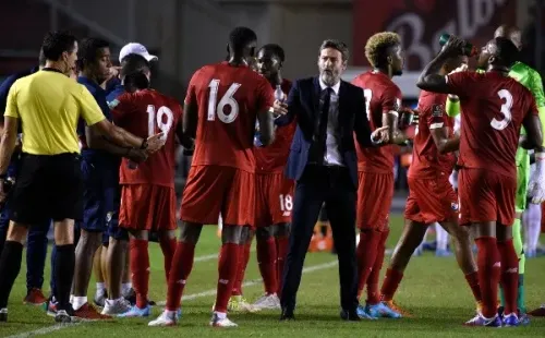 ThomasChristiansen dirigiendo a la Selección de Panamá / Getty