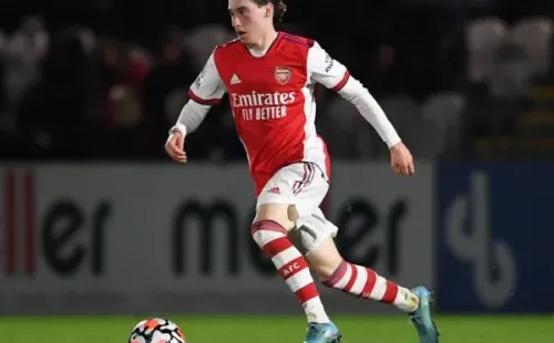 Marcelo Flores con el Arsenal de Inglaterra / Getty