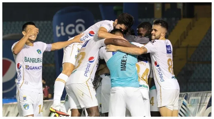 Los cremas del Comunicaciones han tenido una temporada soñada (Comunicaciones Oficial)