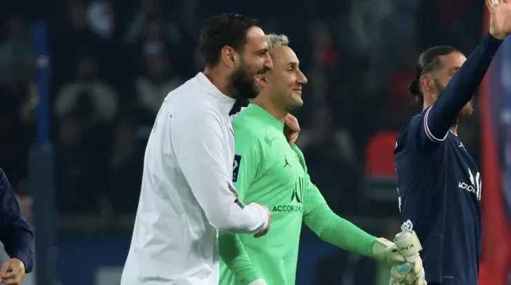 Keylor y Donnarumma, compañeros en el PSG (Getty)
