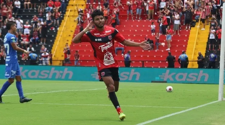 Johan Venegas aportó dos goles en el triunfo manudo de este domingo ante Jicaral (LDA Oficial)
