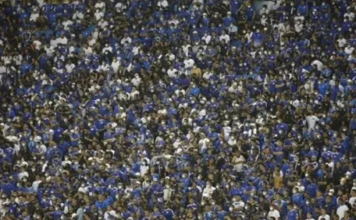 La sanción fue por el compartamiento de los aficionados de El Salvador.