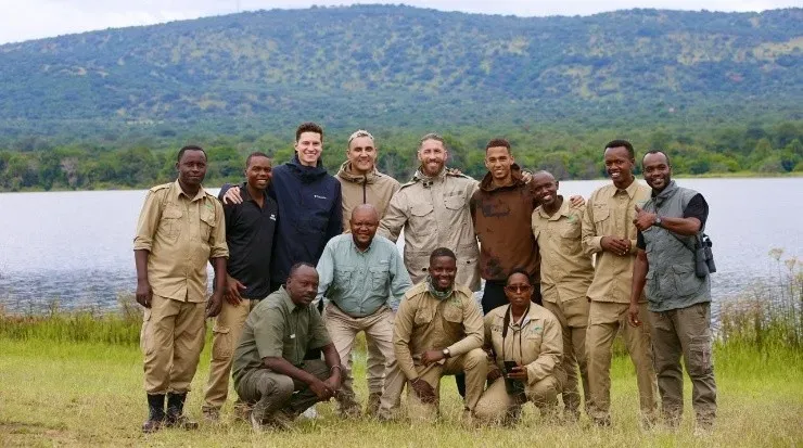 Foto grupal en el Parque Nacional Akagera(Keylor Navas, RRSS)