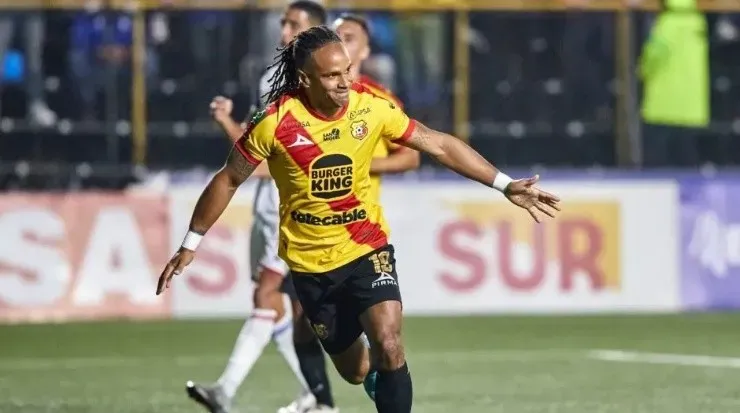 Jonathan McDonald volverá a su antigua casa para enfrentar a Alajuelense (CSH)