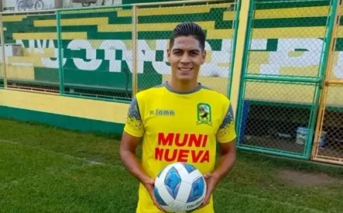 Jonathan Muñoz, lateral de Nueva Concepción (Foto: Periódico El Escuintleco)