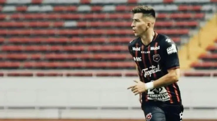 Yurguin Román estarpia dejando al club para firmar con Saprissa (LDA)