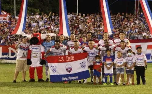 Luis Ángel Firpo le debe entre 2 y 3 meses a sus jugadores.