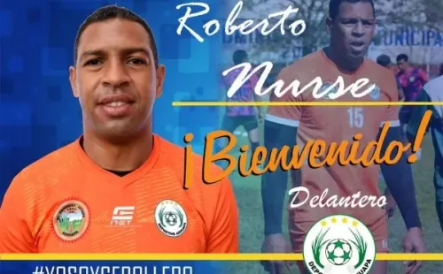 Roberto Nurse, nacido en México, con Achuapa (Foto: Prensa Achuapa)