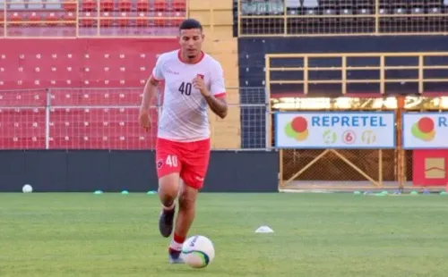 Diego Mesen se formó en las divisiones menores de Alajuelense.