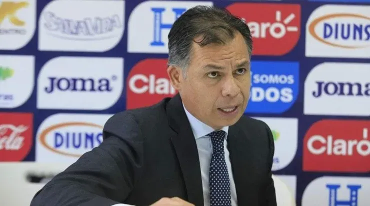 Ernesto Mejía, secretario de la Fenafuth, respaldó a Said Martínez.