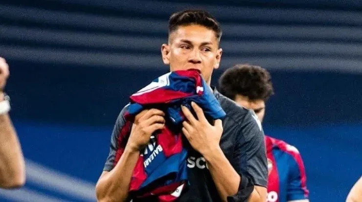 Oscar Duarte no pudo contener su tristeza tras el descenso de su club (Oscar Duarte, Facebook)