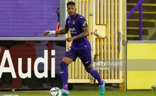 Michael Murillo con la camiseta del Anderlecht