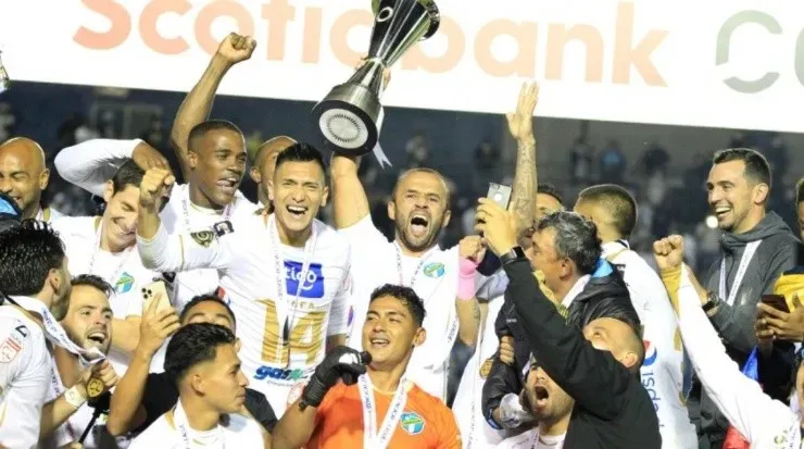 Comunicaciones de Guatemala, actual campeón del certamen (UNCAF)