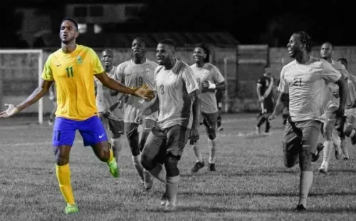 Joel fue el encargado de marcar el 1-0.