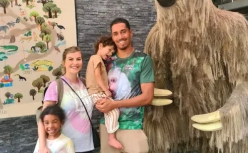 “¡Hoy tuvimos la visita de Chris Smalling junto con su familia a nuestro santuario!”: Rescate Animal Zoo Ave