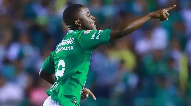 Campbell se mantendrá en el equipo dueño de su ficha, el Club León (Getty)