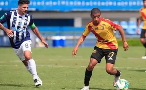 Jewison Bennette le dejará un buen dinero a Herediano.