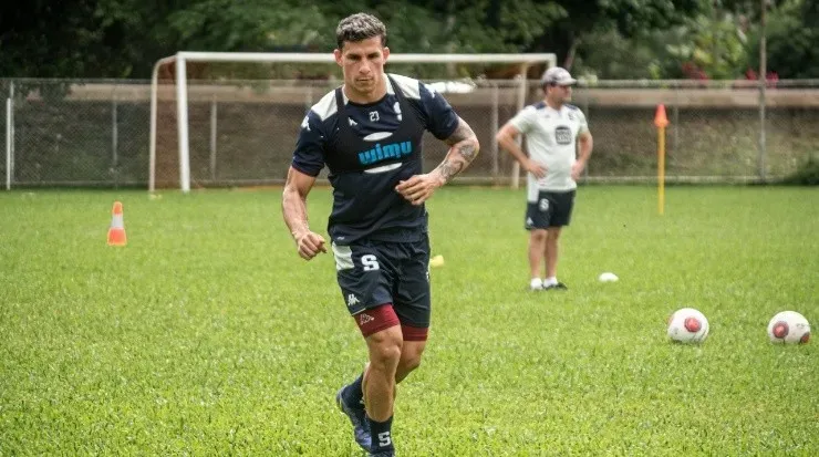 El cubano Luis Paradela es el fichaje más importante de esta temporada (Saprissa)