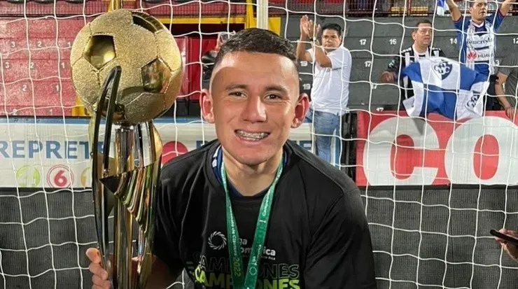 Luis Ronaldo Araya fue suspendido por 5 juegos (Ronaldo Araya, Instagram)